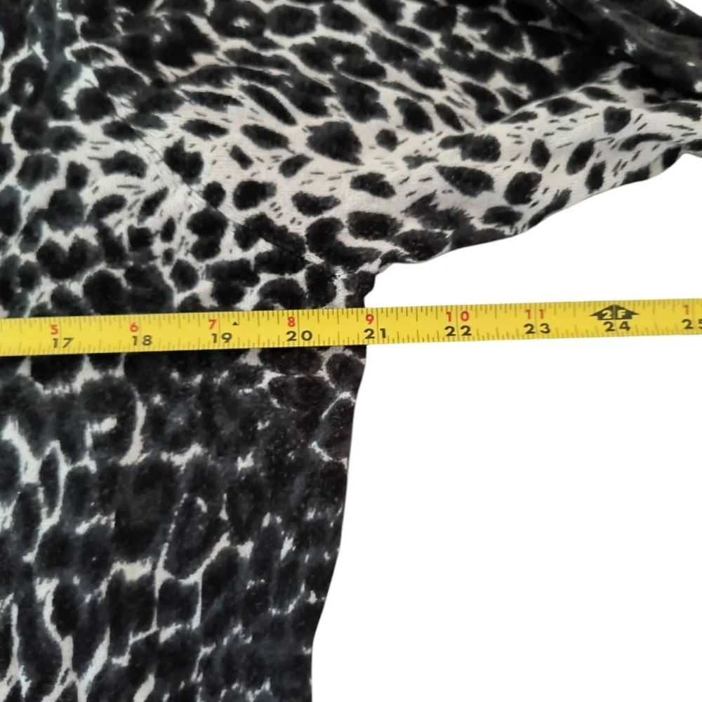 Soft Surroundings Monochrome Animal Print Cardigan Size L